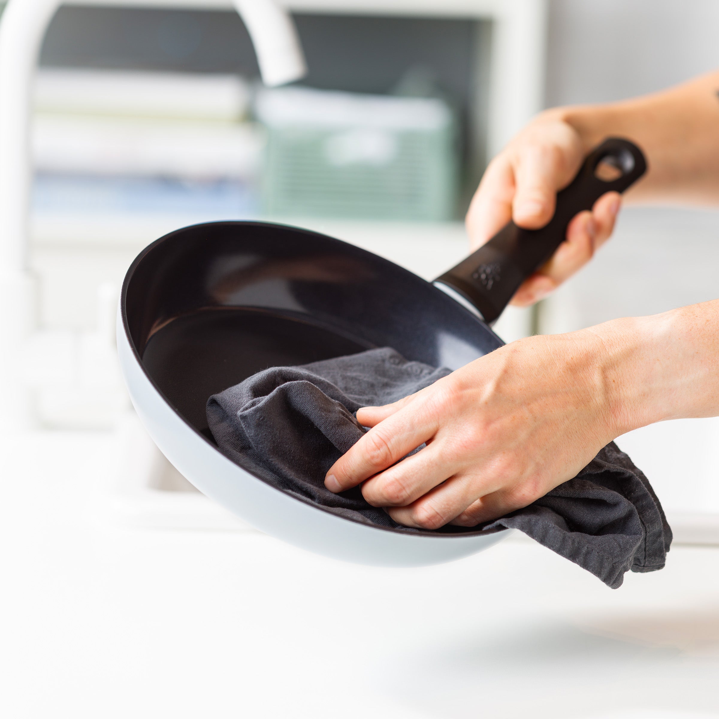 Enjoy wok Lichtblauw 28 cm