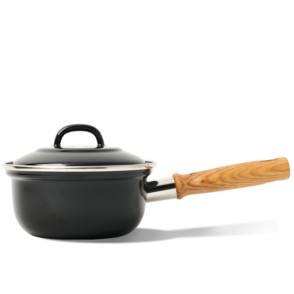 Indigo steelpan met deksel 16 cm zwart zijaanzicht