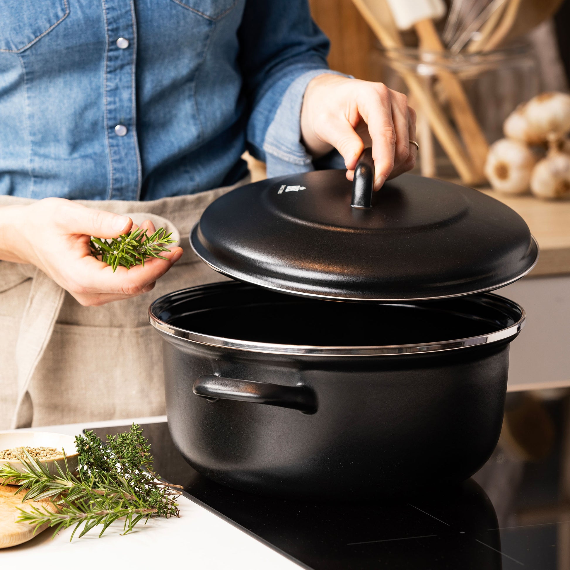 Magma Braadpan zwart - 26 cm op kookplaat