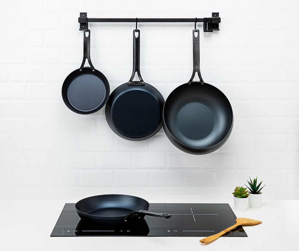 Black Steel wokarang 30 cm zwart in de keuken