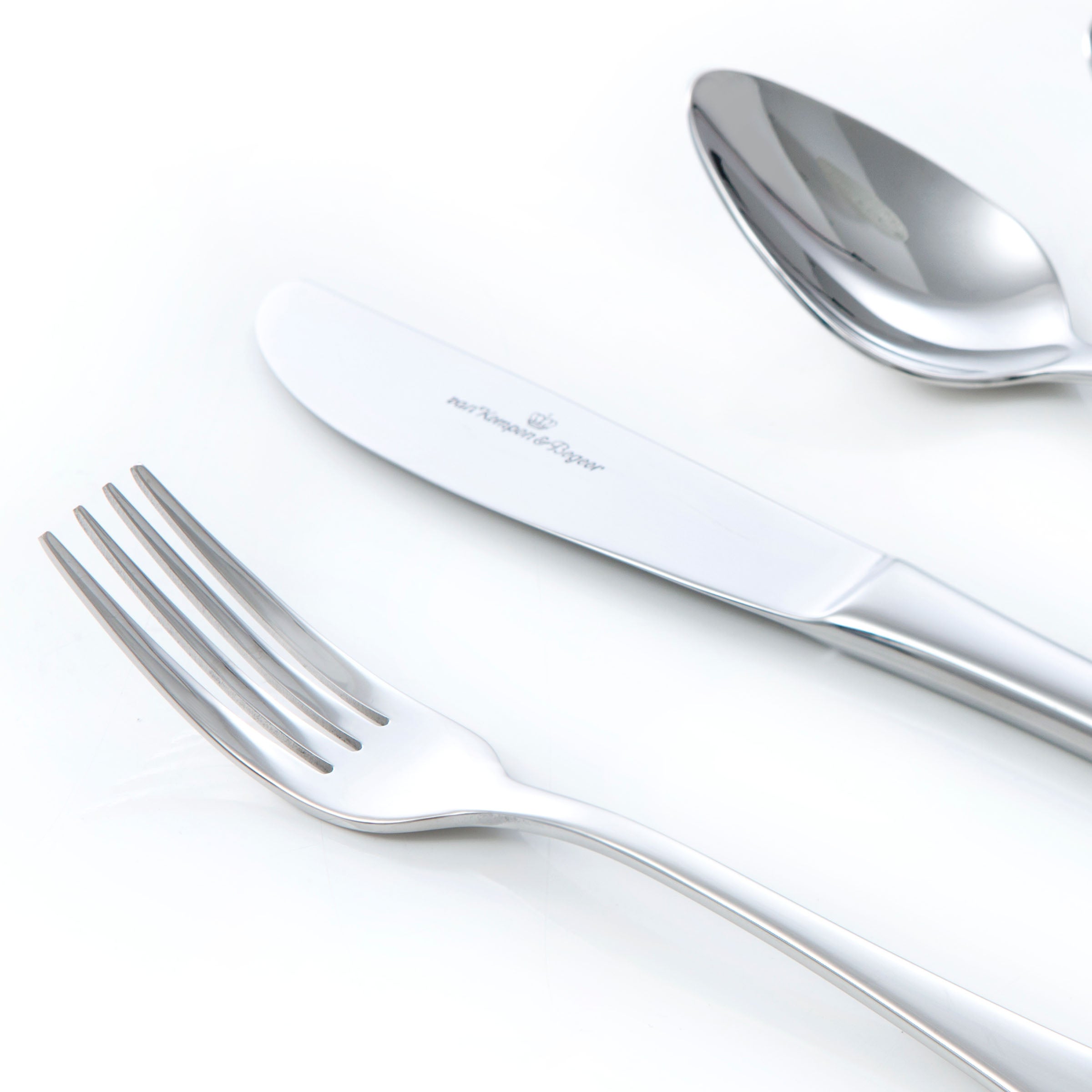 Kinderbestek met vrolijke beertjes