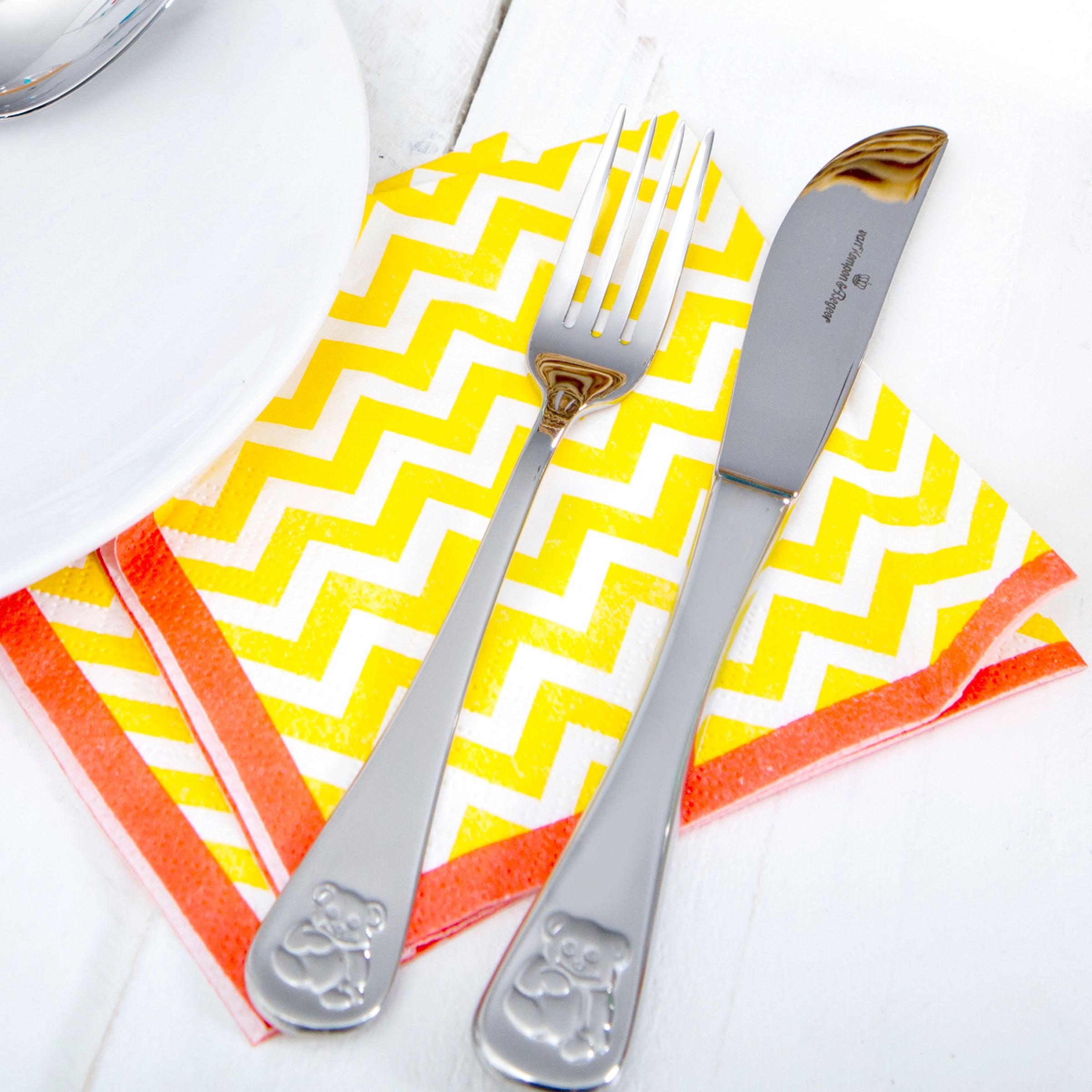 Kinderbestek met vrolijke beertjes