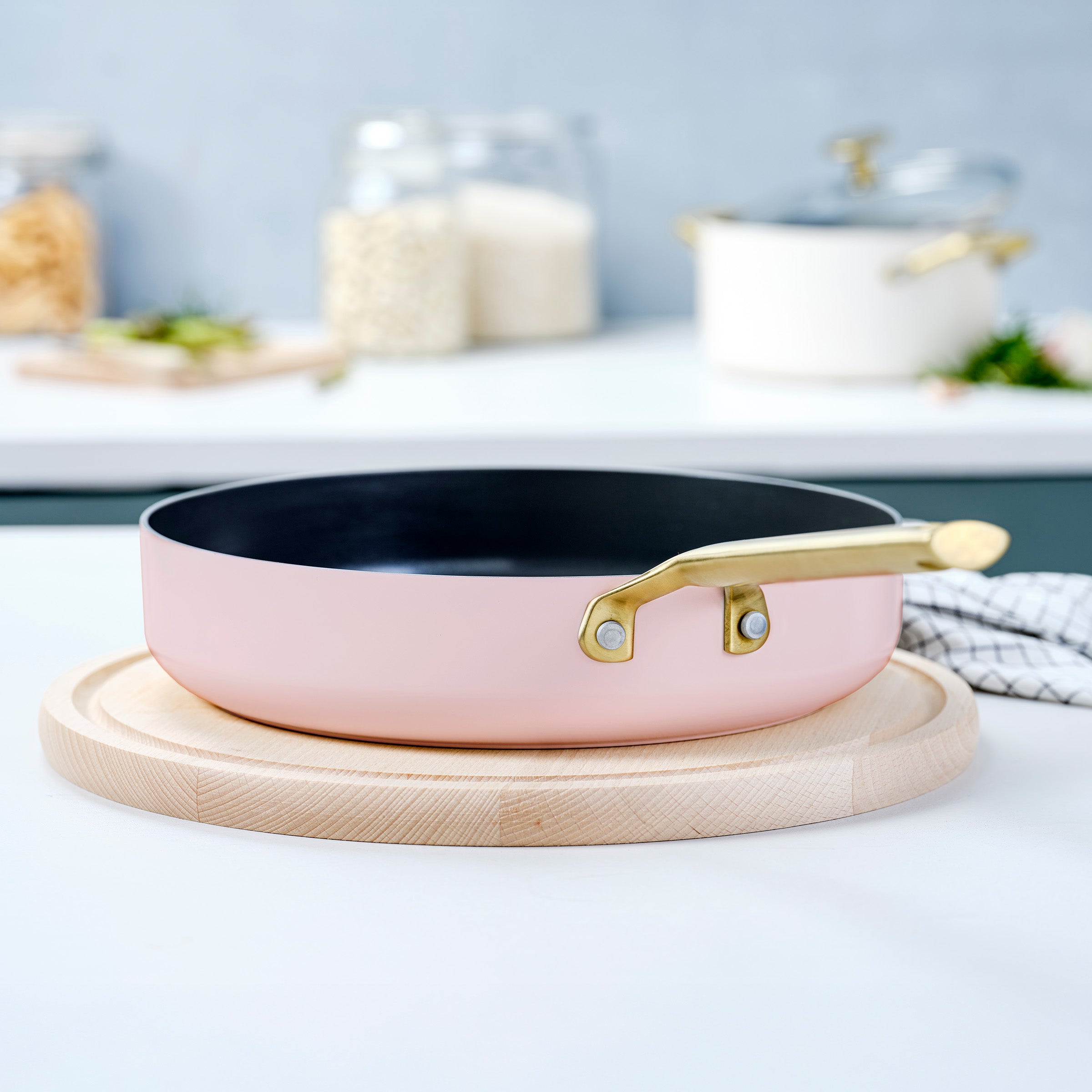 Sublime Blush Pink Hapjespan 28cm