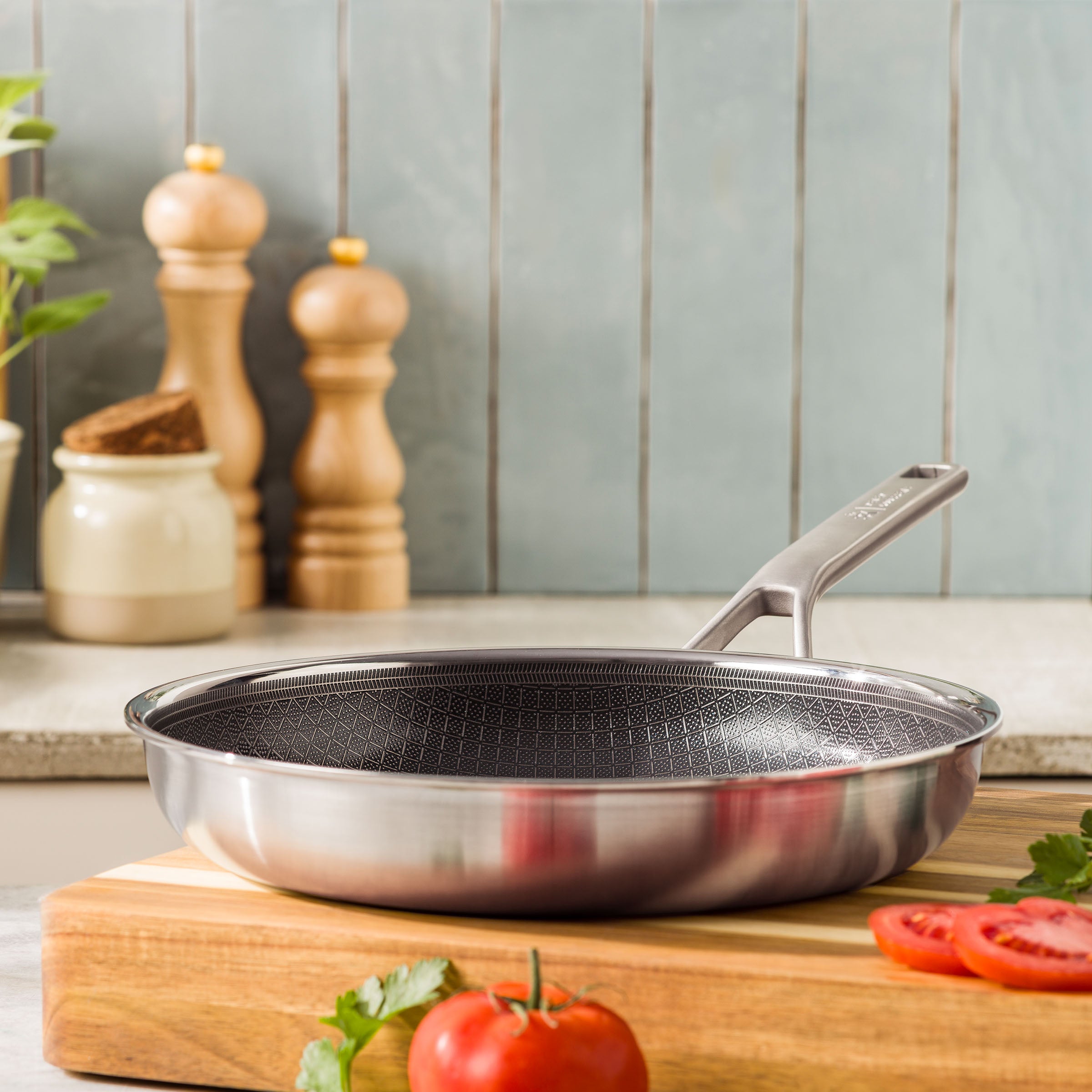 Durabond Hybride koekenpanset (24cm + 28cm) + wok