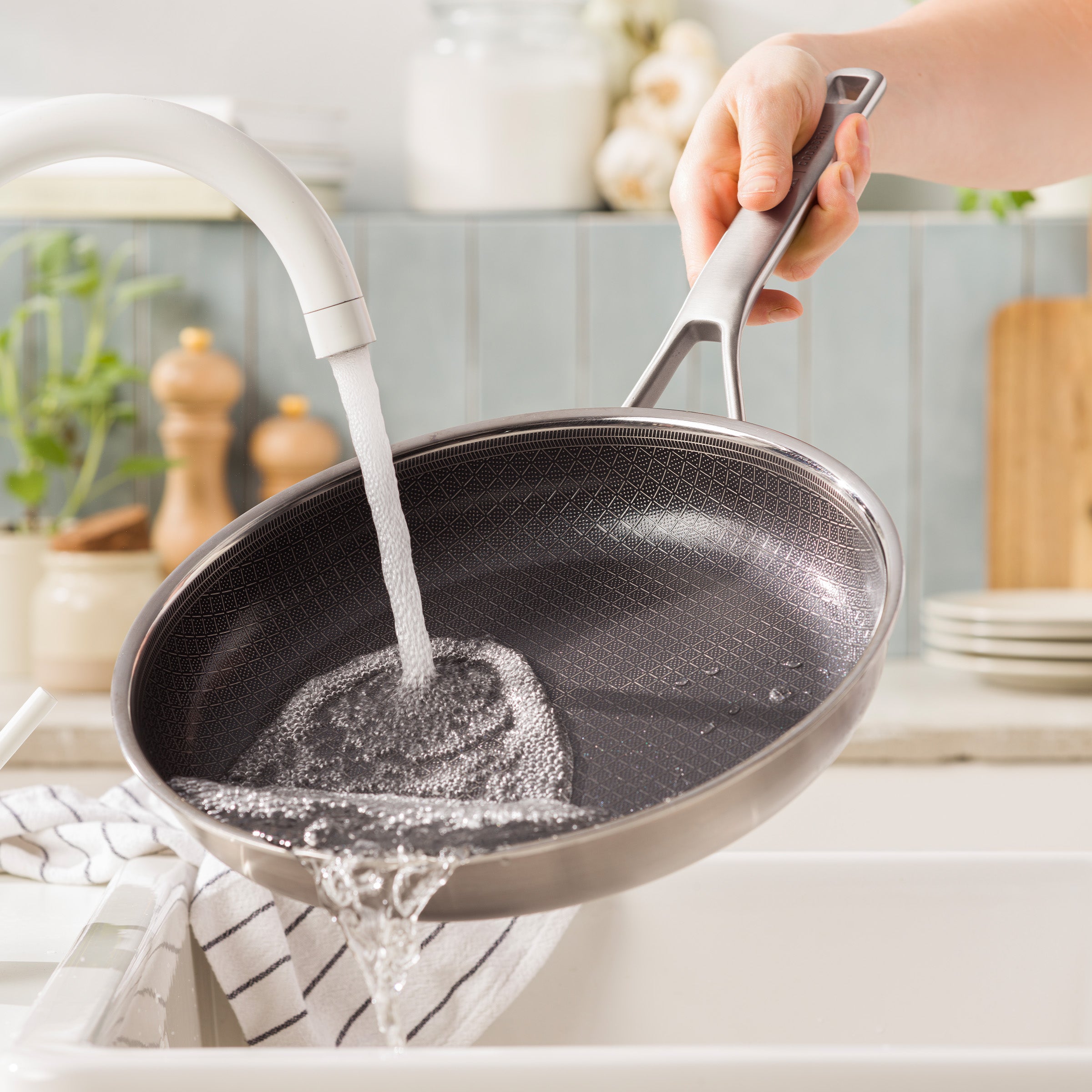 Durabond Hybride koekenpanset (24cm + 28cm) + wok