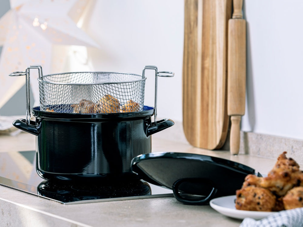 Fortalit frituurpan 24 cm zwart met eten