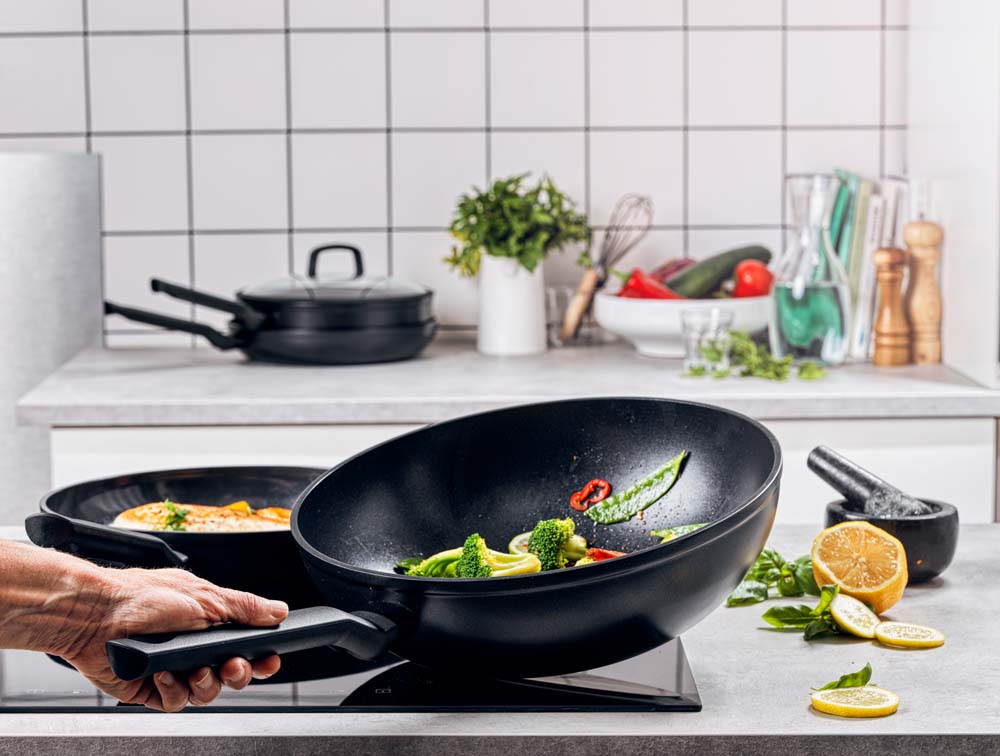 Easy Induction pannenset 4-delig zwart wokpan met groenten