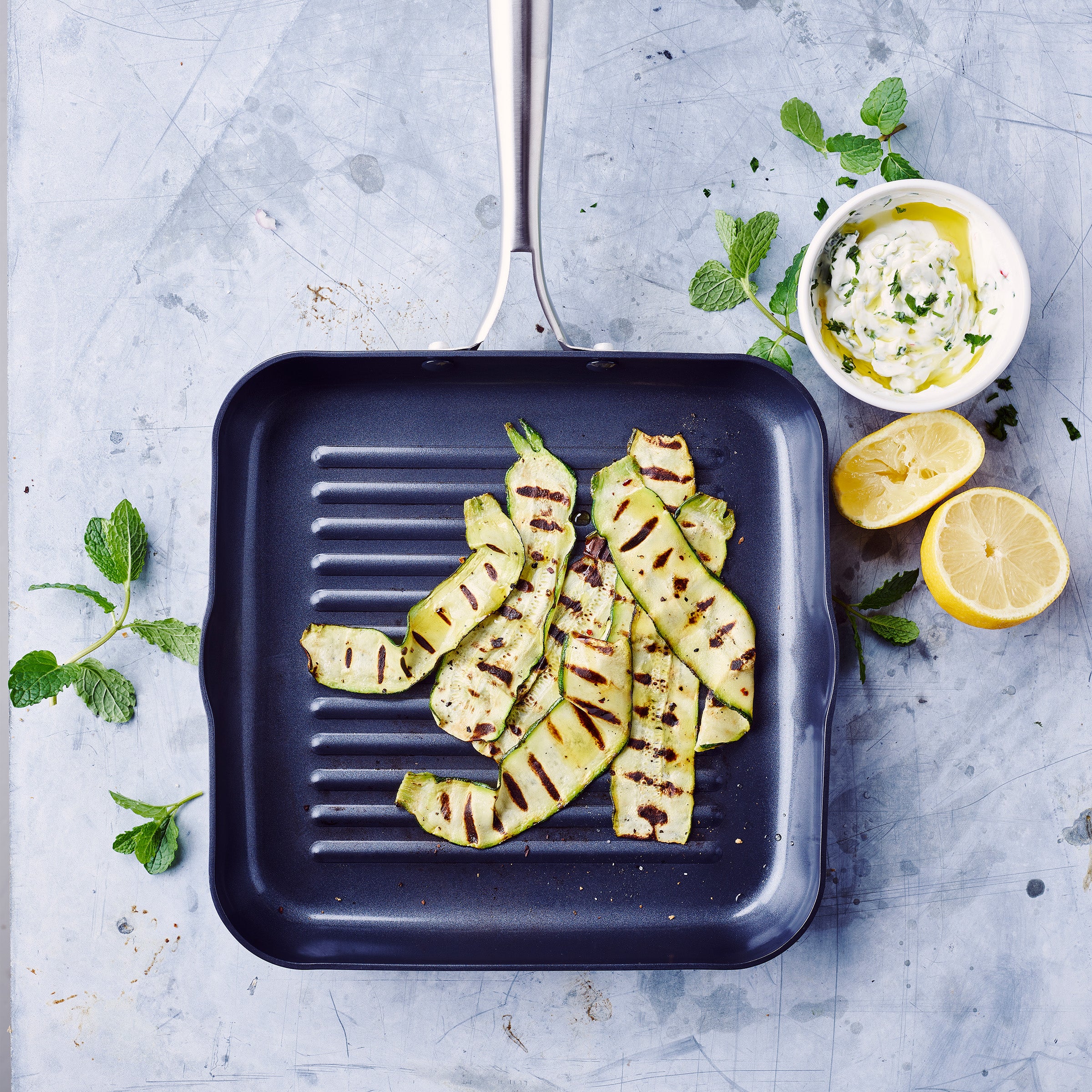 Magma grillpan 26 cm zwart met courgette